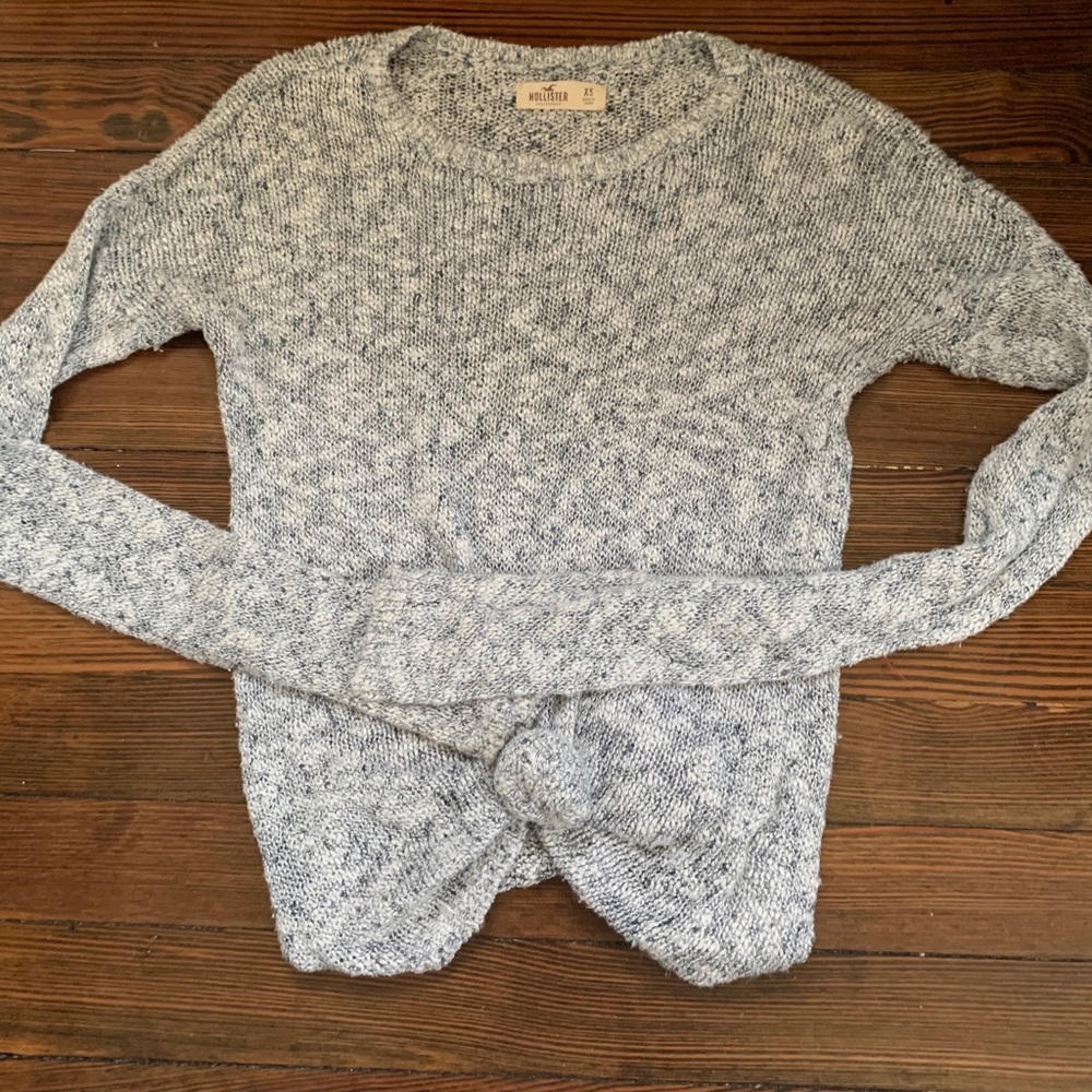 Hollister sweater